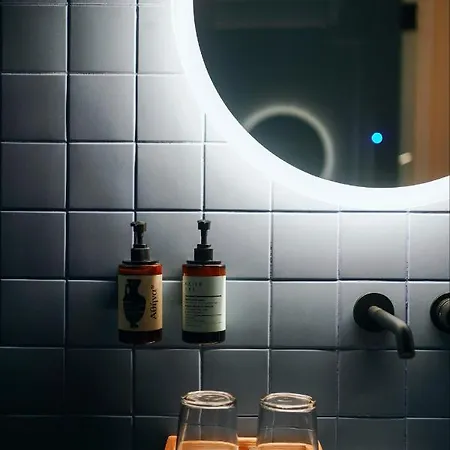 Heart Hotel